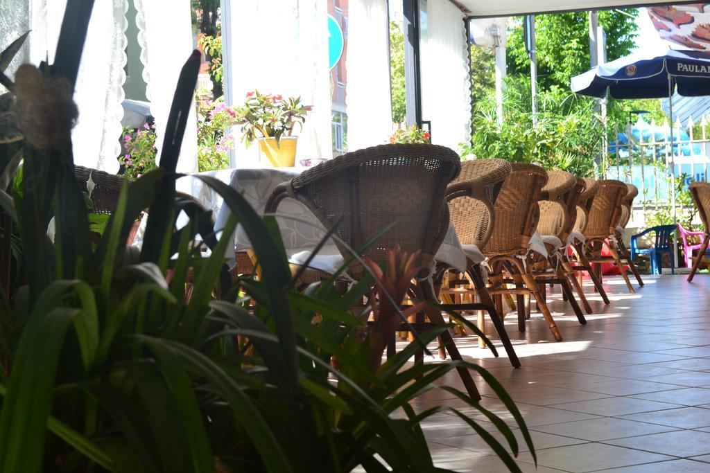 Hotel Alfredo'S ริมินี ภายนอก รูปภาพ